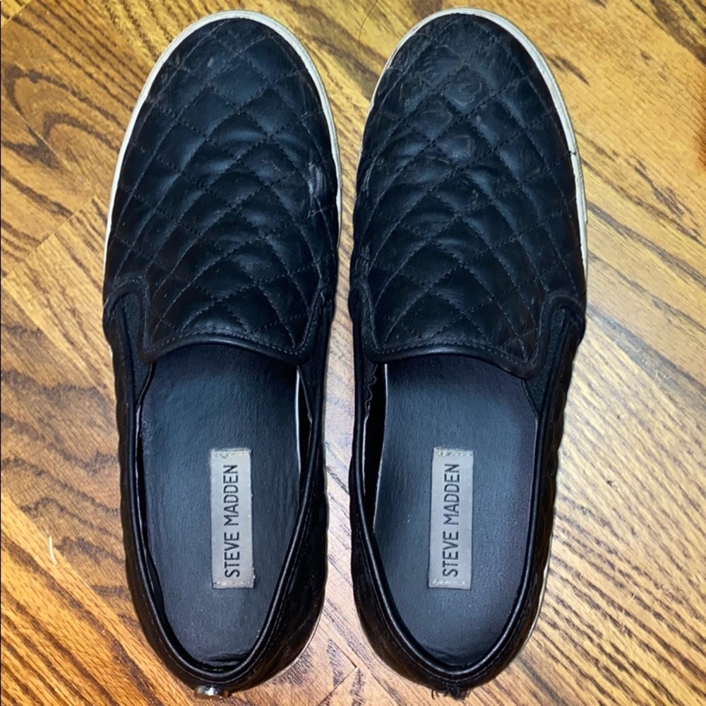 Steve Madden black shoes